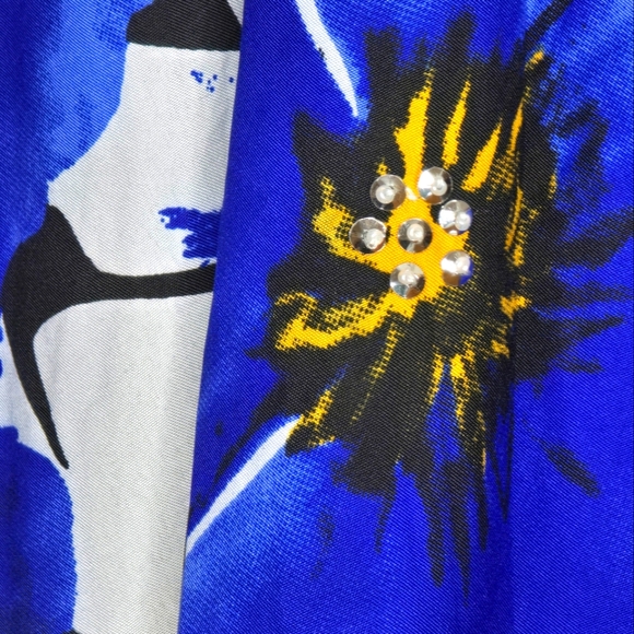 Plus Size Blue Floral Skirt - Picture 3 of 7